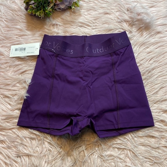 NWT Outdoor Voices Zoom 1.5” Bloomer Shorts in Açaí sz XXS - Picture 2 of 8